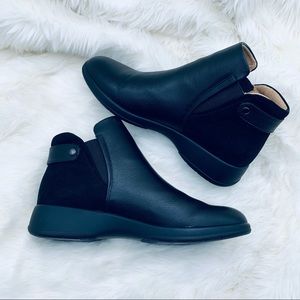naturalizer barita bootie